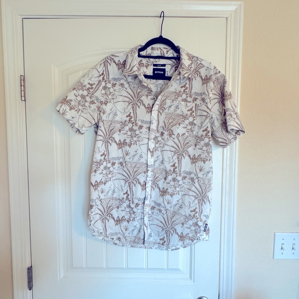 Men’s Prana button down